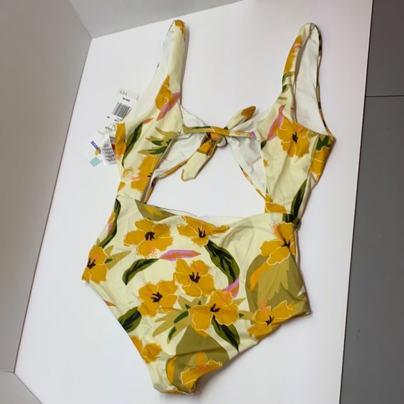 NWT L Space Kylie Floral Swimsuit - Picture 4 of 4